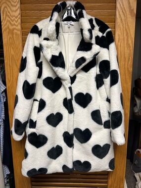 Stoosh Black & White Heart Faux-Fur Teddy Coat
